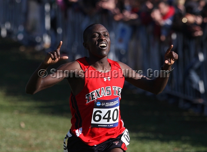 2012NCAA XC-178.JPG - 2012 NCAA D1 Cross Country Championships, November 17, 2012, held in Louisville, KY.